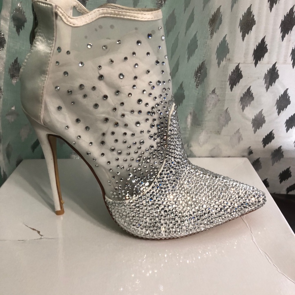Silver and Crystal stone shoe
